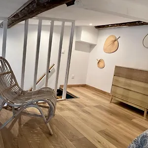 Vieux Port 2 Apartment